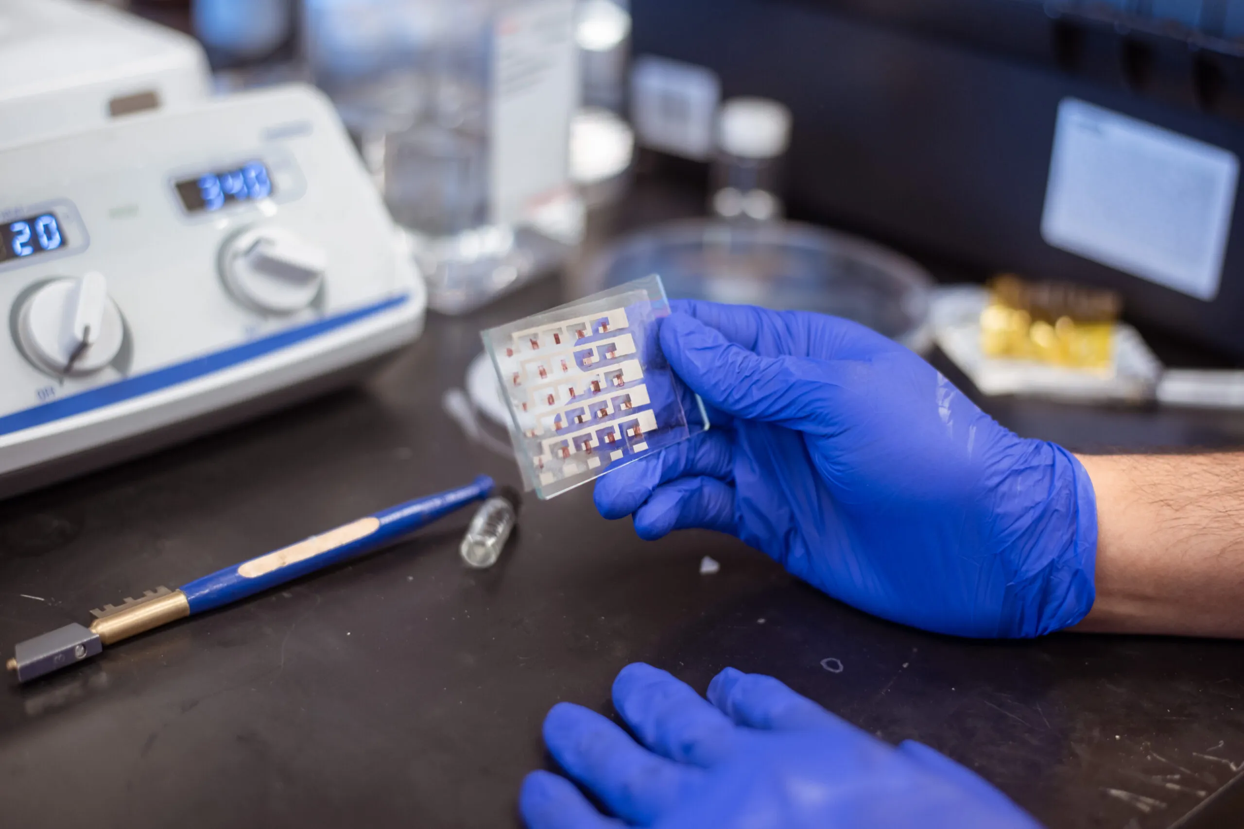 Dr. Faheem Ershad working in the lab